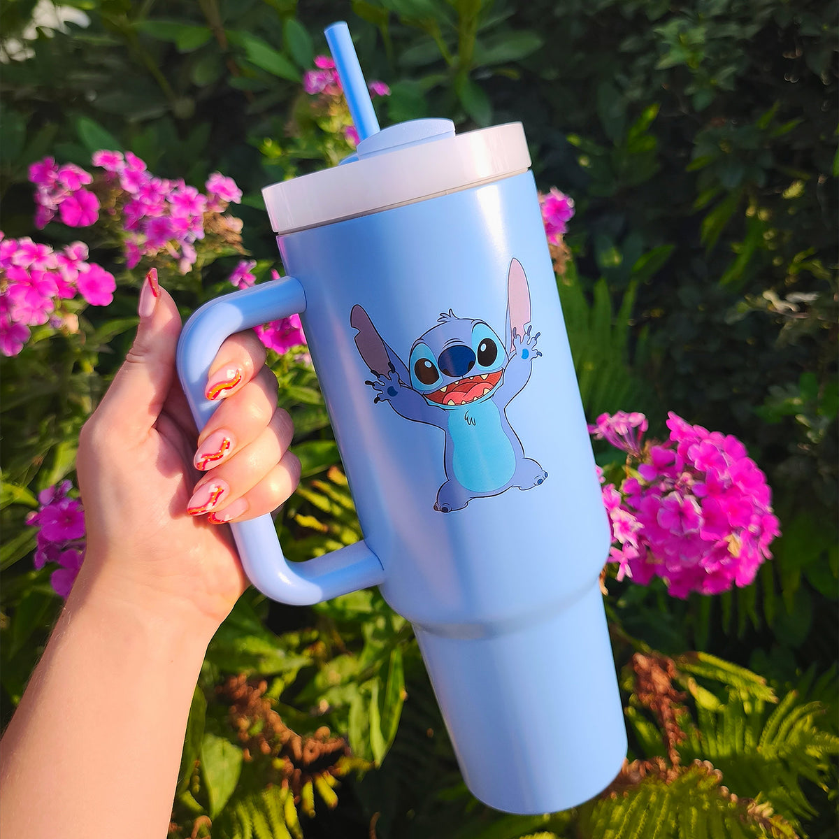 Produktbild Stitch To Go-mugg med sugrör - Lilo & Stitch