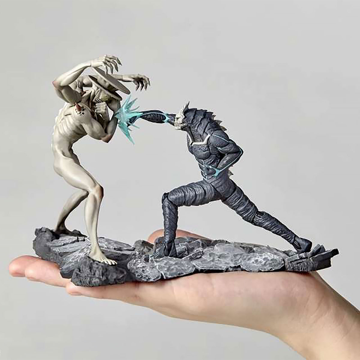 Produktbild Kaiju No. 8 vs. Kaiju No. 9 dioramafigur