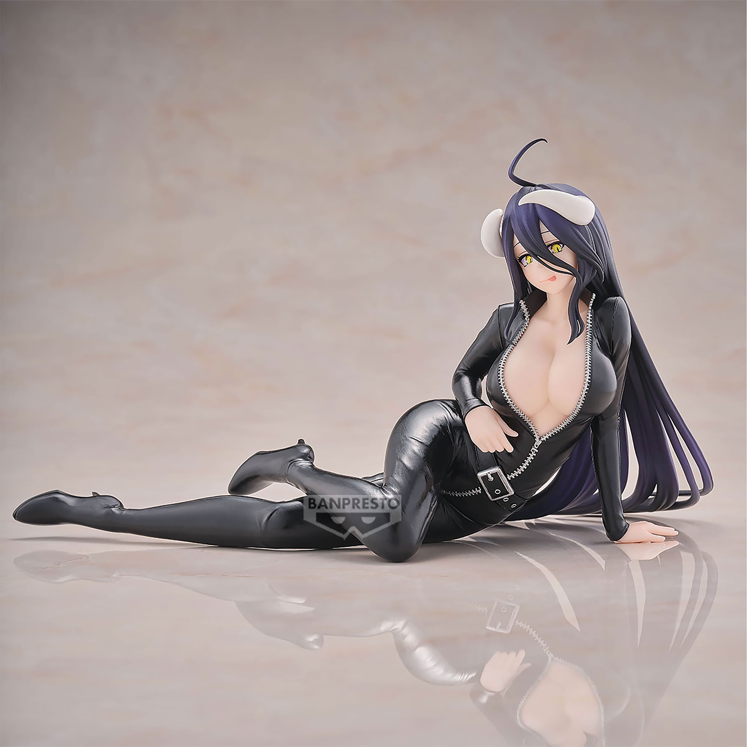 Produktbild Overlord - Albedo Relax Time-figur