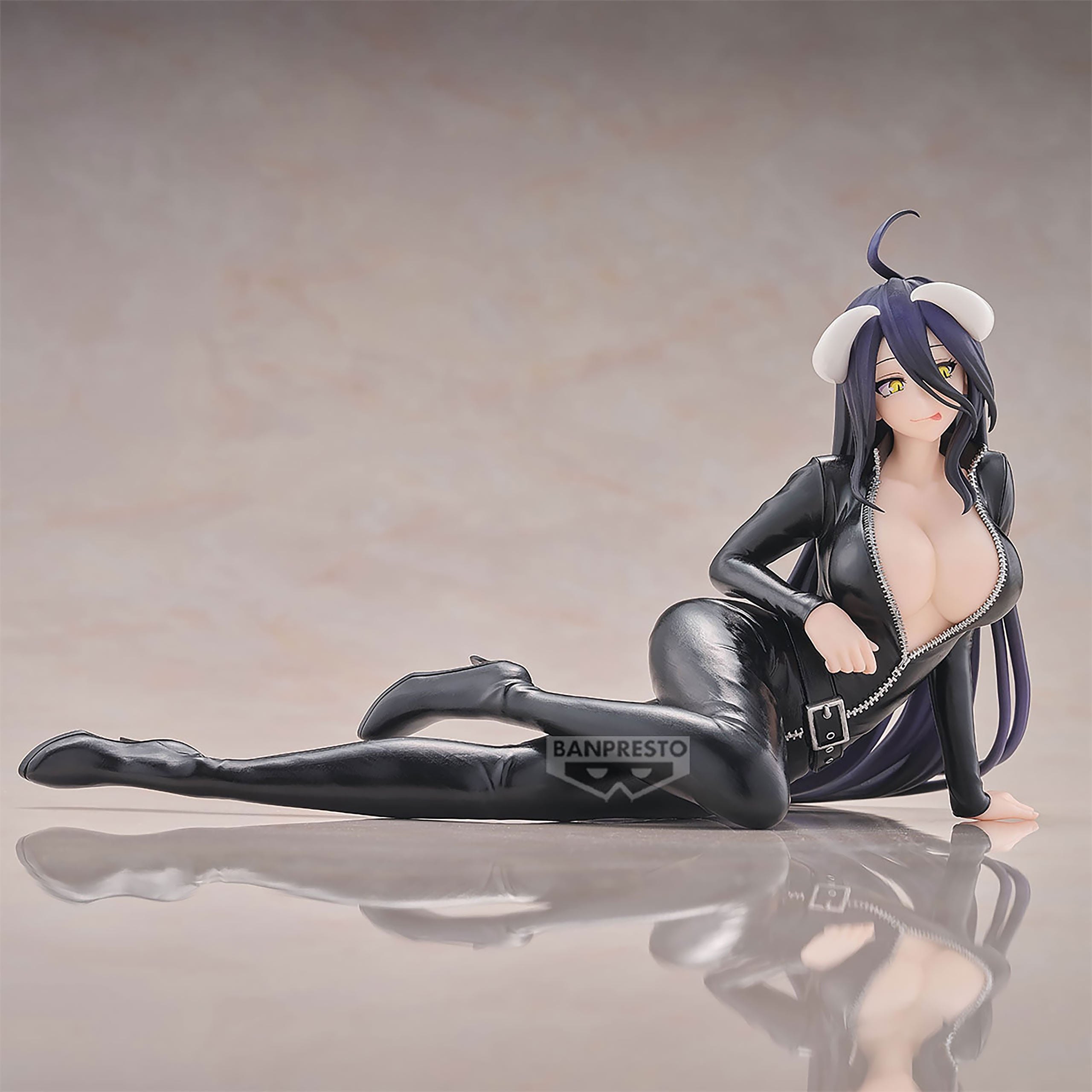 Produktbild Overlord - Albedo Relax Time-figur