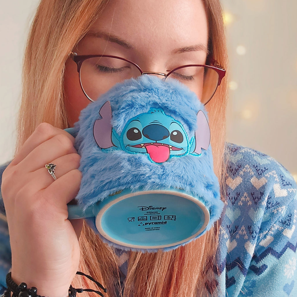 Produktbild Stitch-mugg med plyschöverdrag - Lilo & Stitch