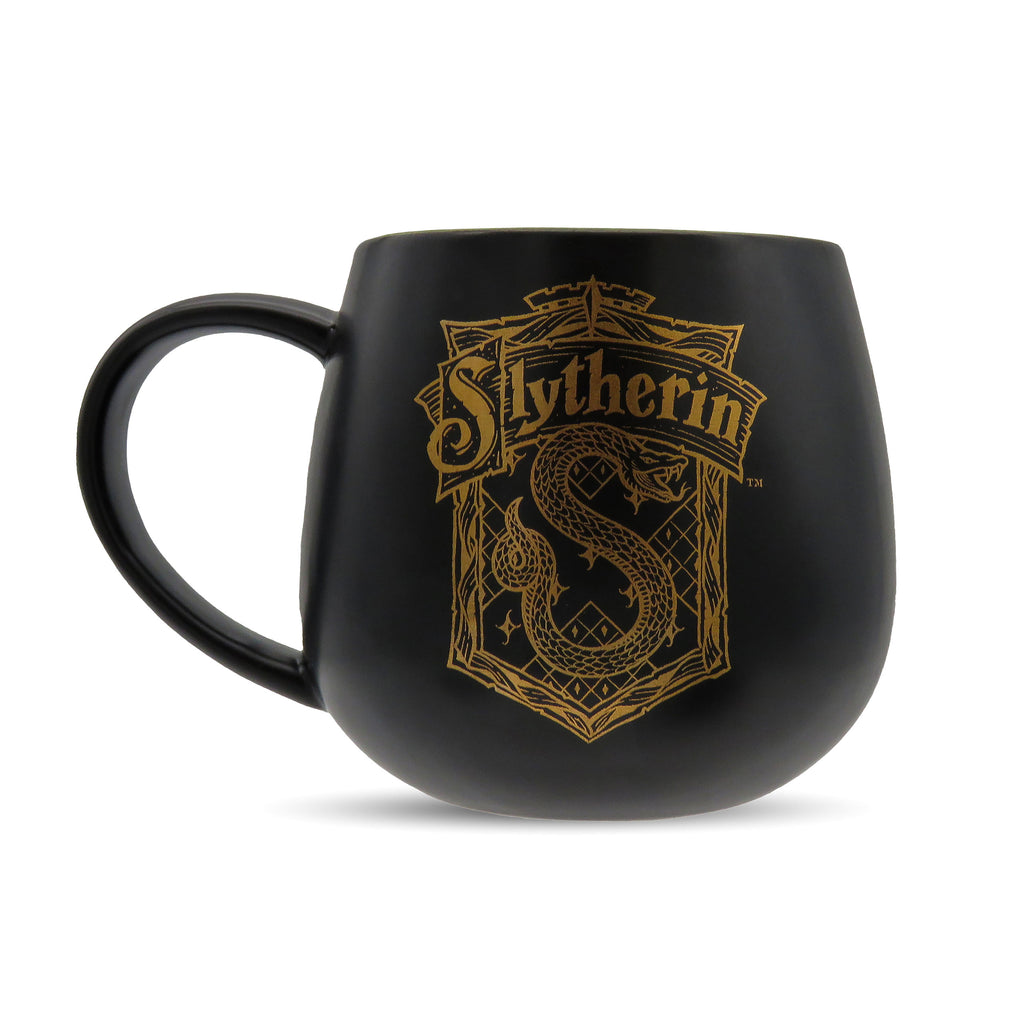 Produktbild Slytherin-mugg med 3D Hogwarts-emblem inuti - Harry Potter