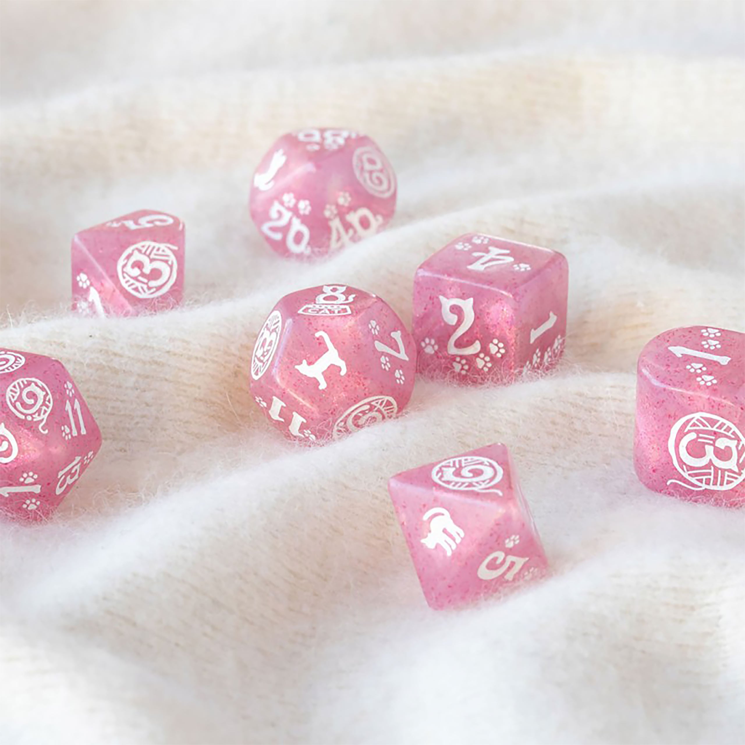 Produktbild Cats - Daisy Glitter RPG Tärningsset 7-delat