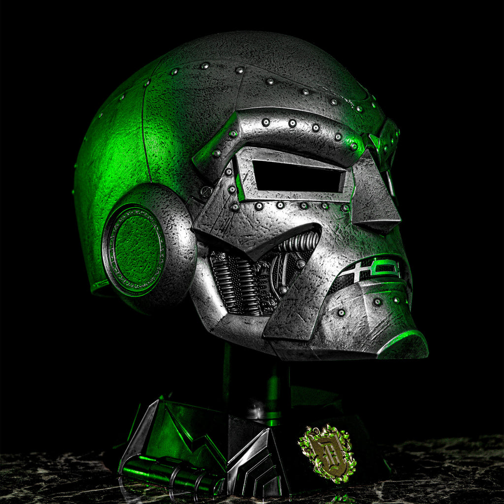 Produktbild Doctor Doom - Marvel Legends Premium Hjälm