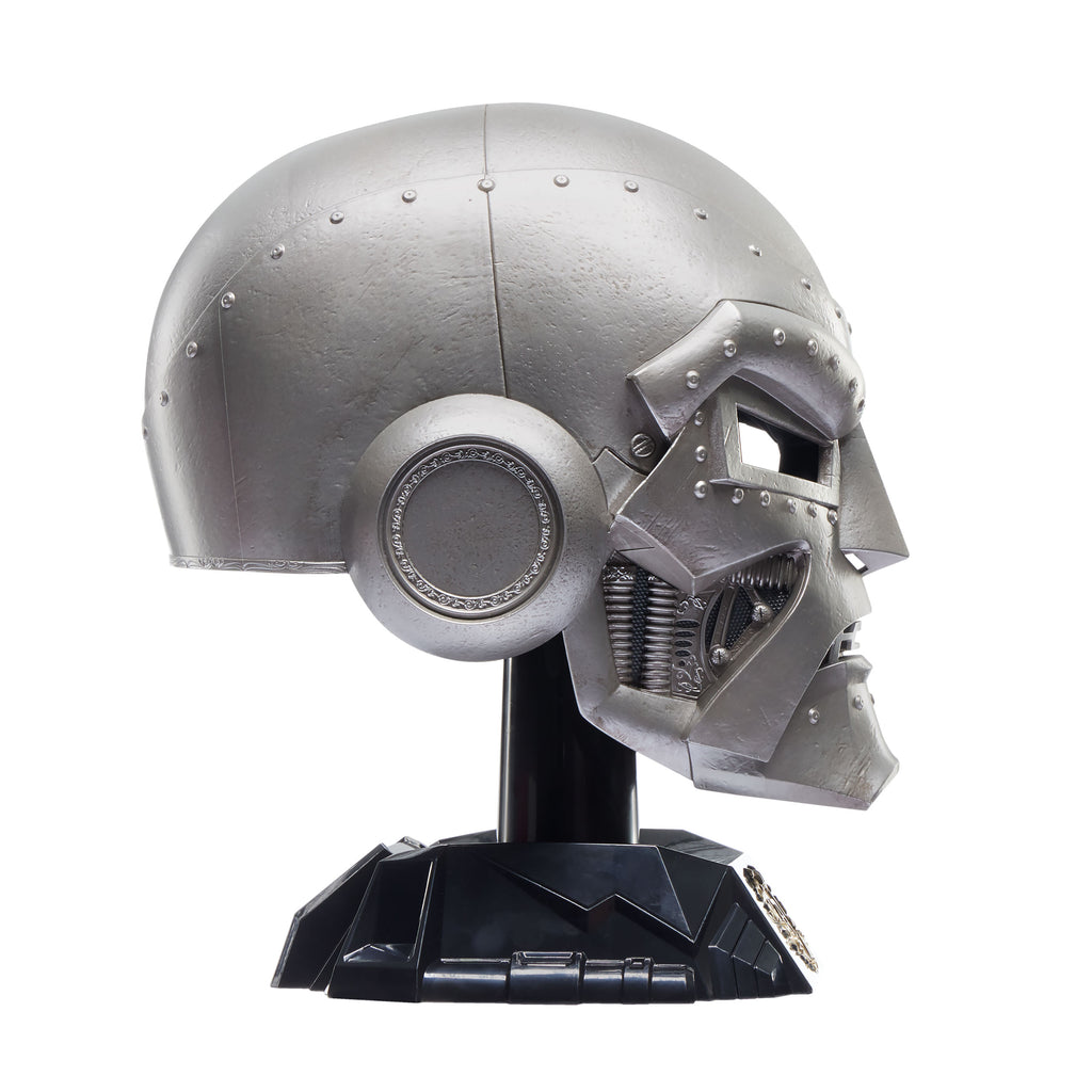 Produktbild Doctor Doom - Marvel Legends Premium Hjälm