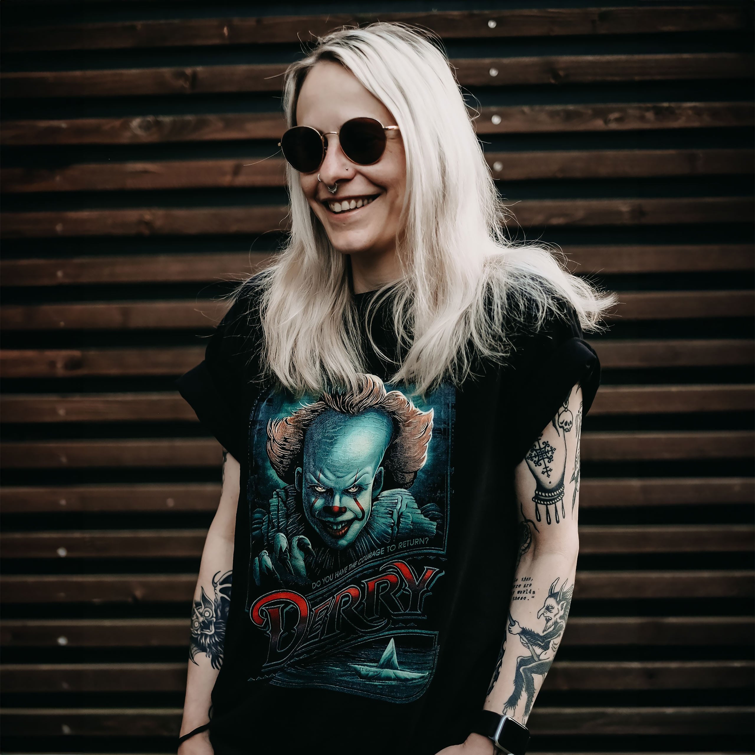 Produktbild Return to Derry T-shirt svart - Stephen Kings DET