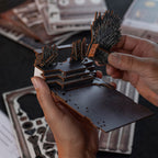 Produktbild Game of Thrones - Järntronen Book Nook modellbyggsats i trä