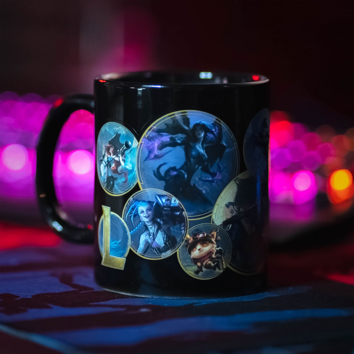 Produktbild League of Legends - Crew värmeeffektmugg