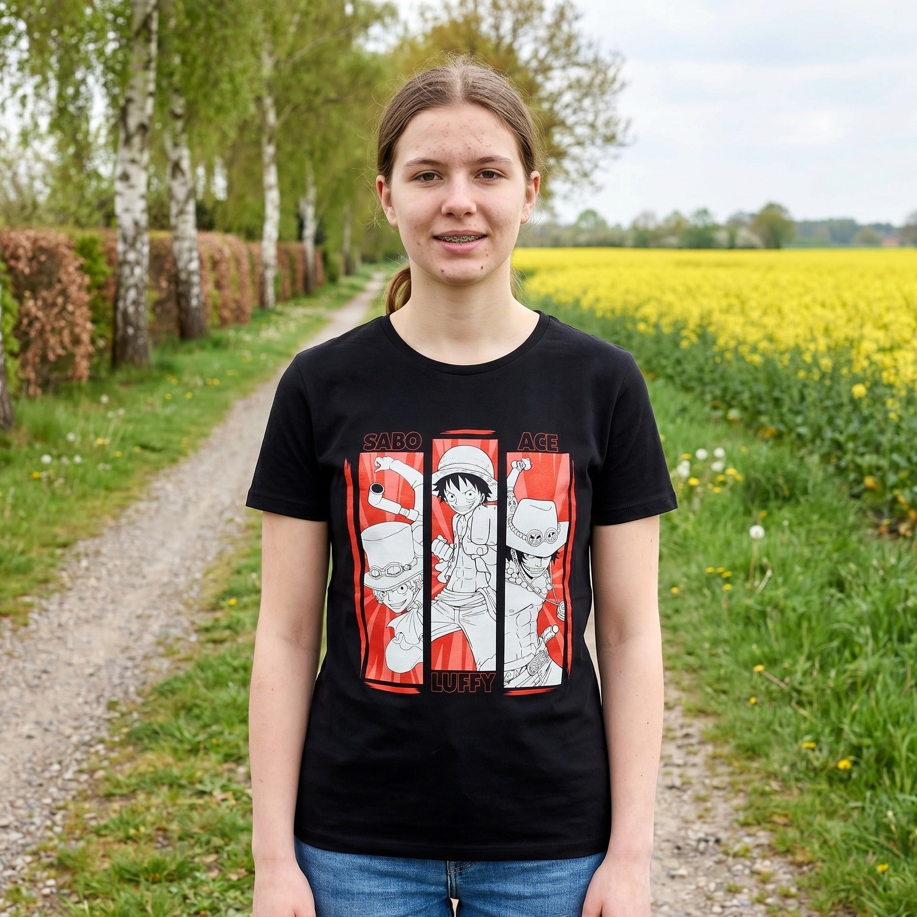 Produktbild One Piece - Besättning T-shirt svart