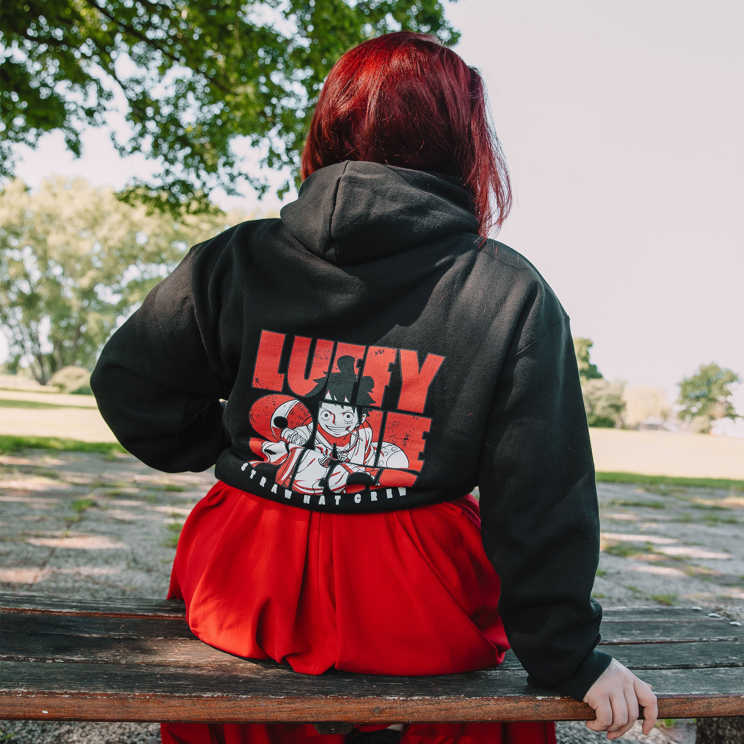 Produktbild One Piece - Luffy Straw Hat Crew hoodie svart
