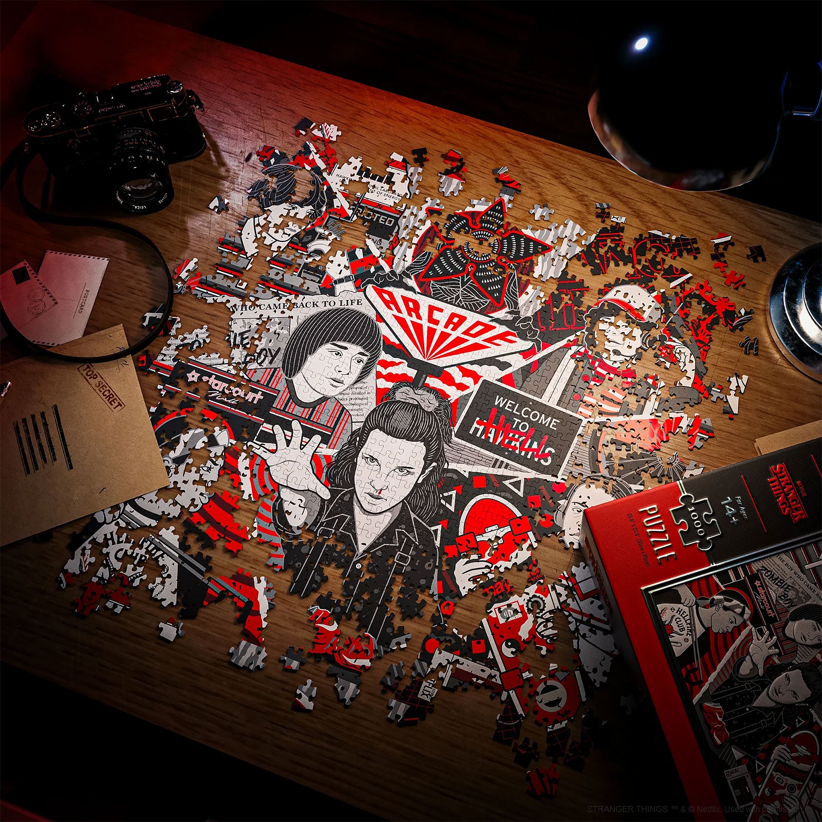 Produktbild Stranger Things - Upside Down Premium-pussel