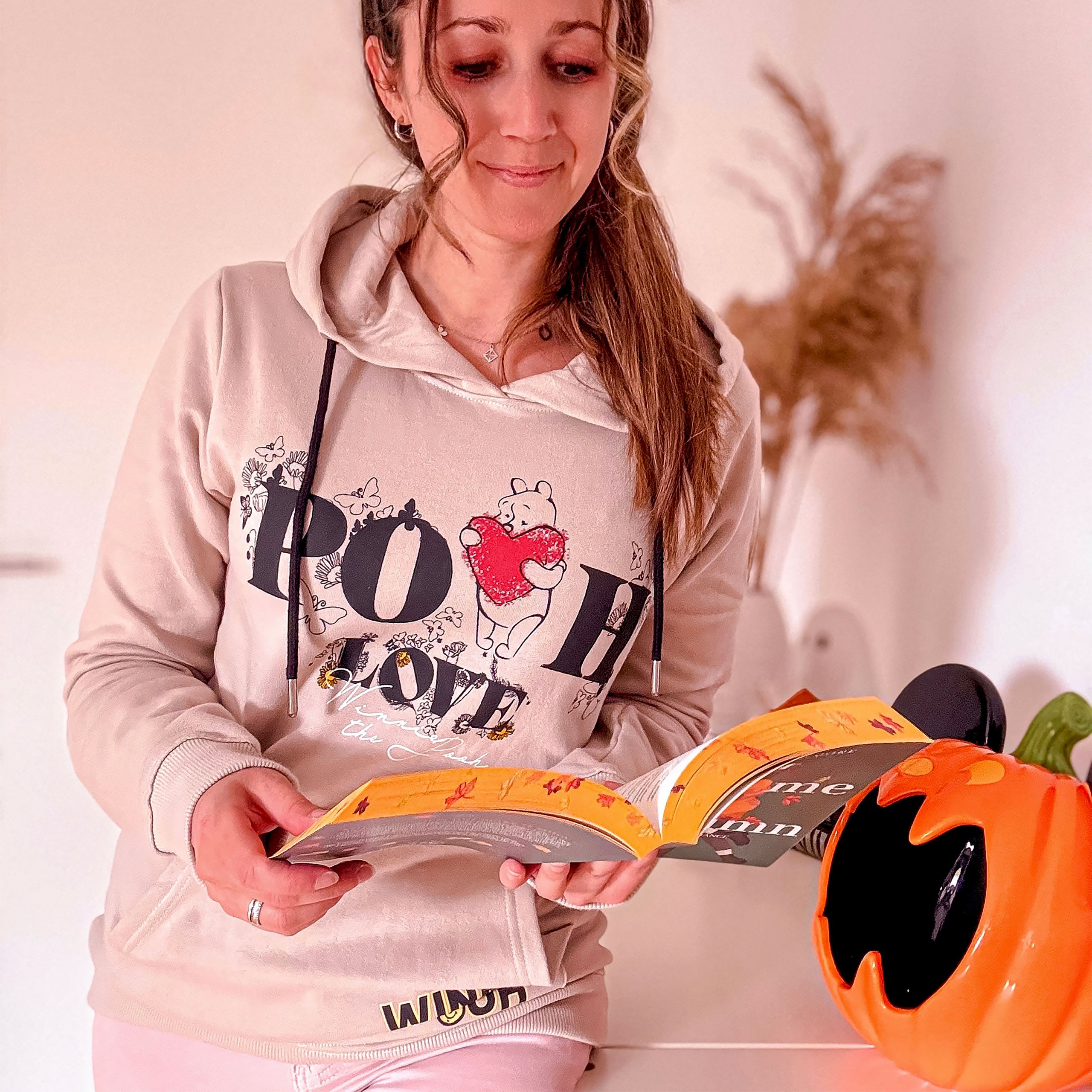 Produktbild Nalle Puh - Pooh Love Huvtröja beige