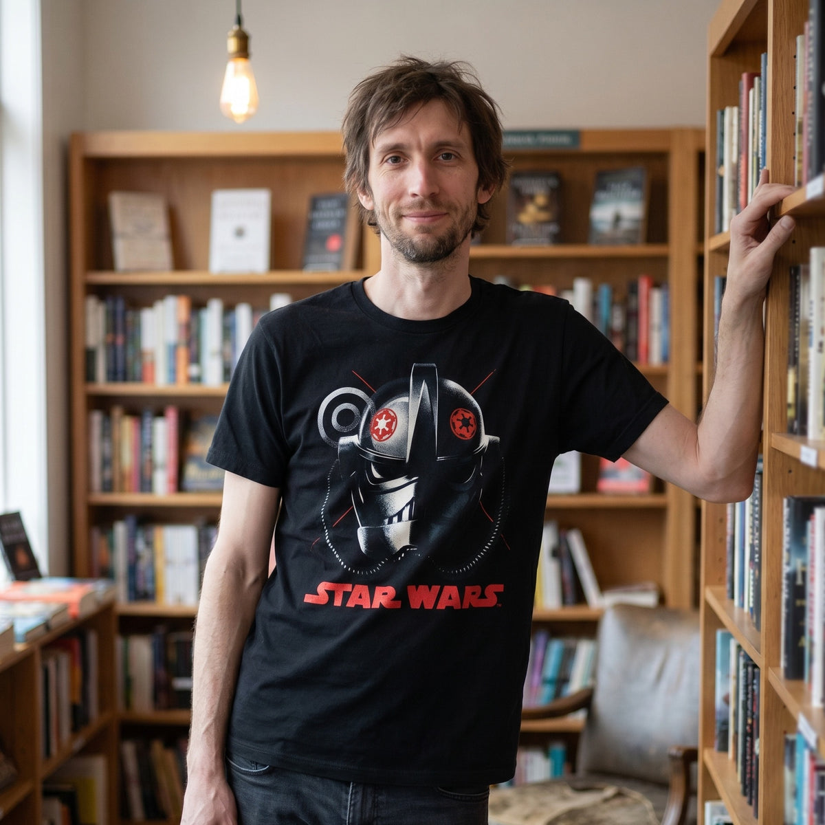 Produktbild Star Wars - Andor TIE Avenger-hjälm T-shirt svart