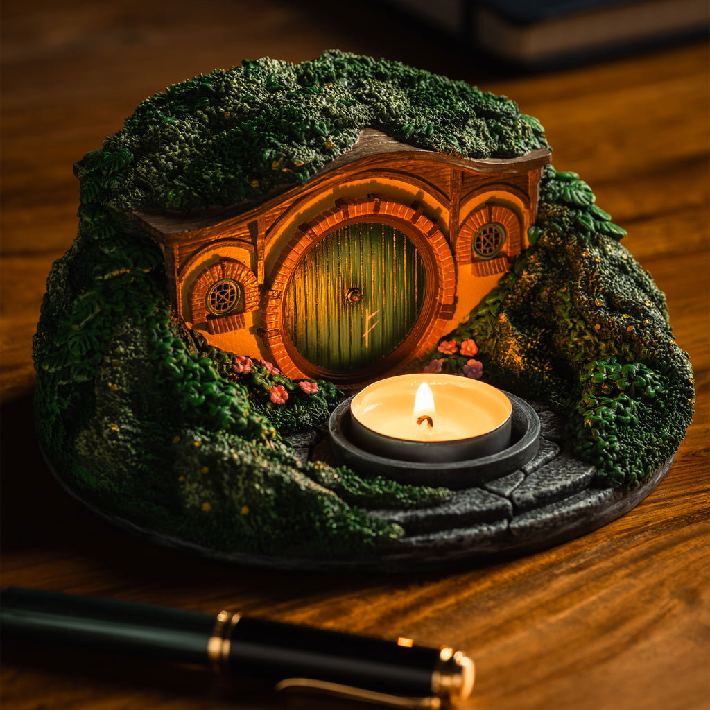 Produktbild Sagan om Ringen - Värmeljushållare diorama Hobbit-håla (Fylke)