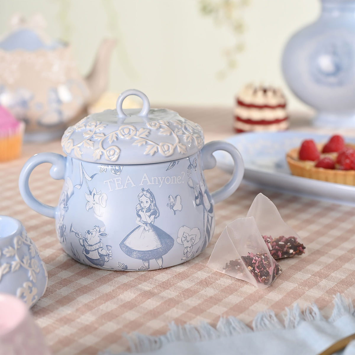 Produktbild Alice i Underlandet - Tea Anyone kakburk med relief
