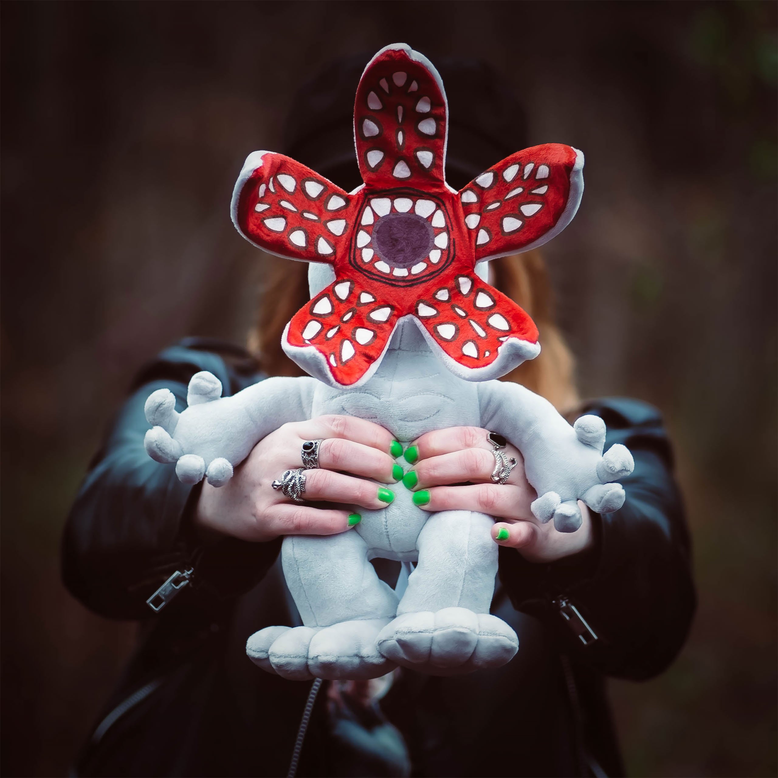 Produktbild Stranger Things - Demogorgon Plyschfigur med ljud