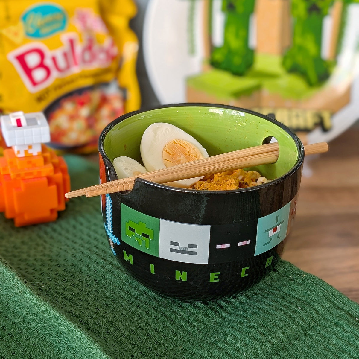 Produktbild Minecraft - Creeper Ramen Skål med Ätpinnar