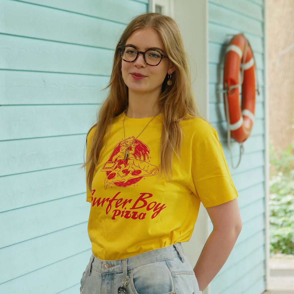 Produktbild Stranger Things - Surfer Boy Pizza T-shirt gul