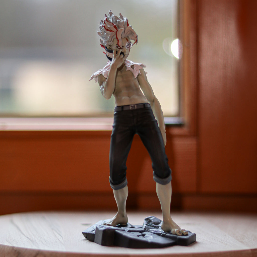 Produktbild Dandadan - Okarun (förvandlad) Vol. 2 Figur Version 1.5