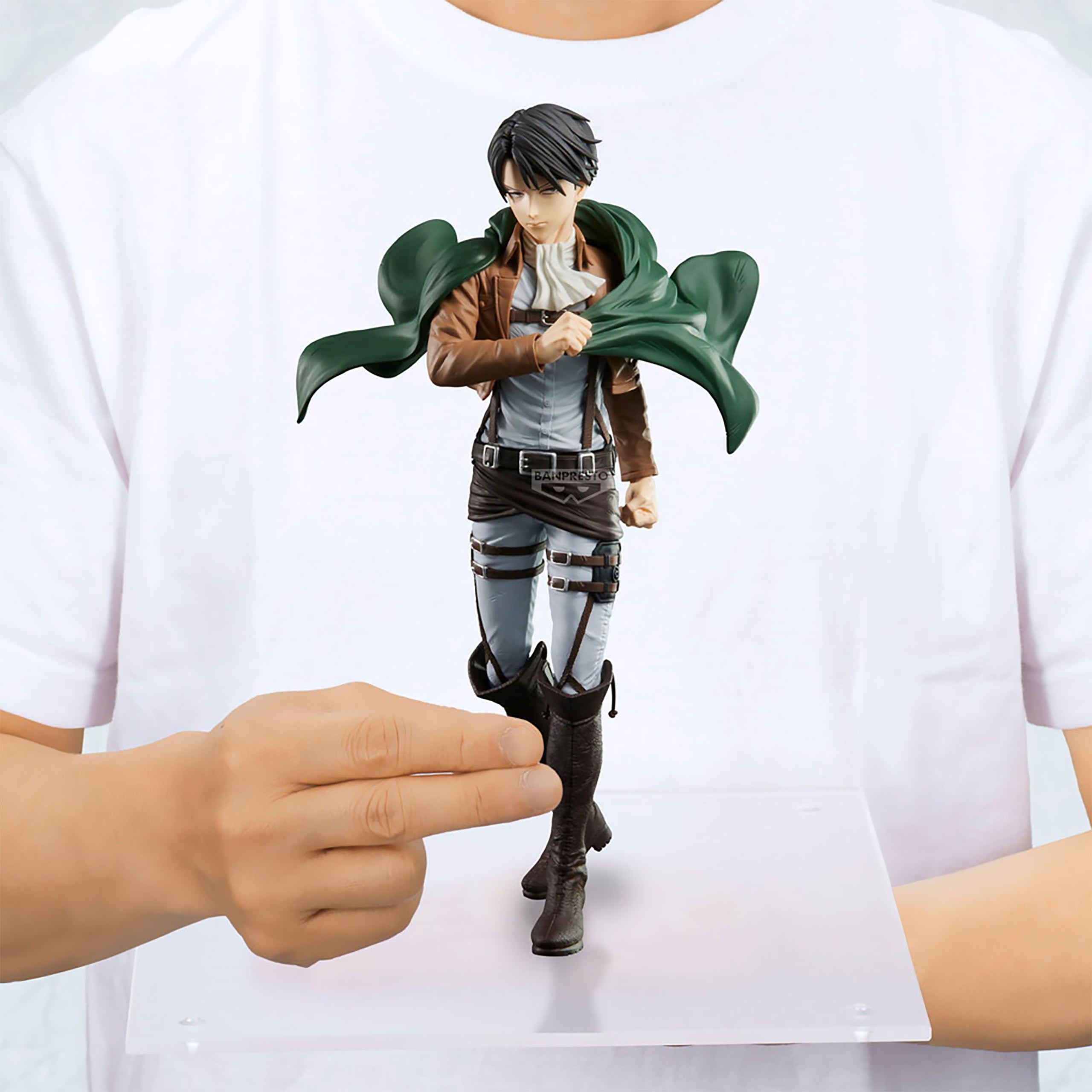 Produktbild Attack on Titan - Levi Grandista-figur