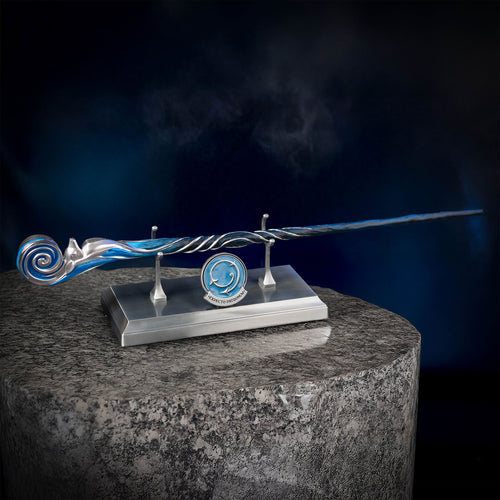 Produktbild Patronus Celebration Wand 2025 - Harry Potter Trollstav
