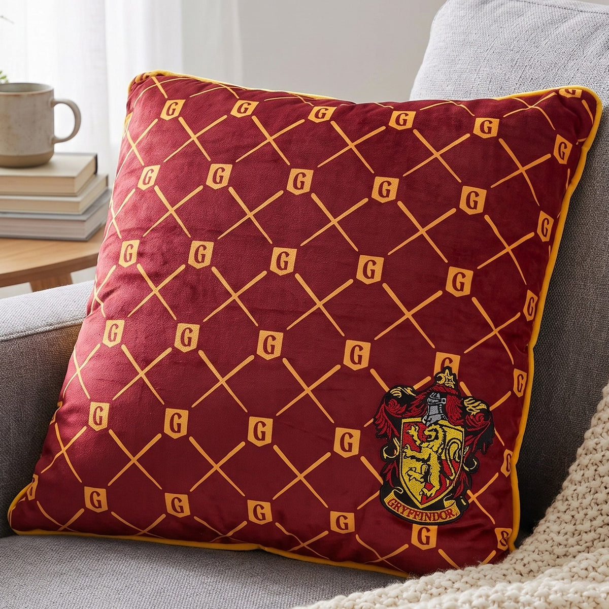Product image Harry Potter - Gryffindor Logo Cushion
