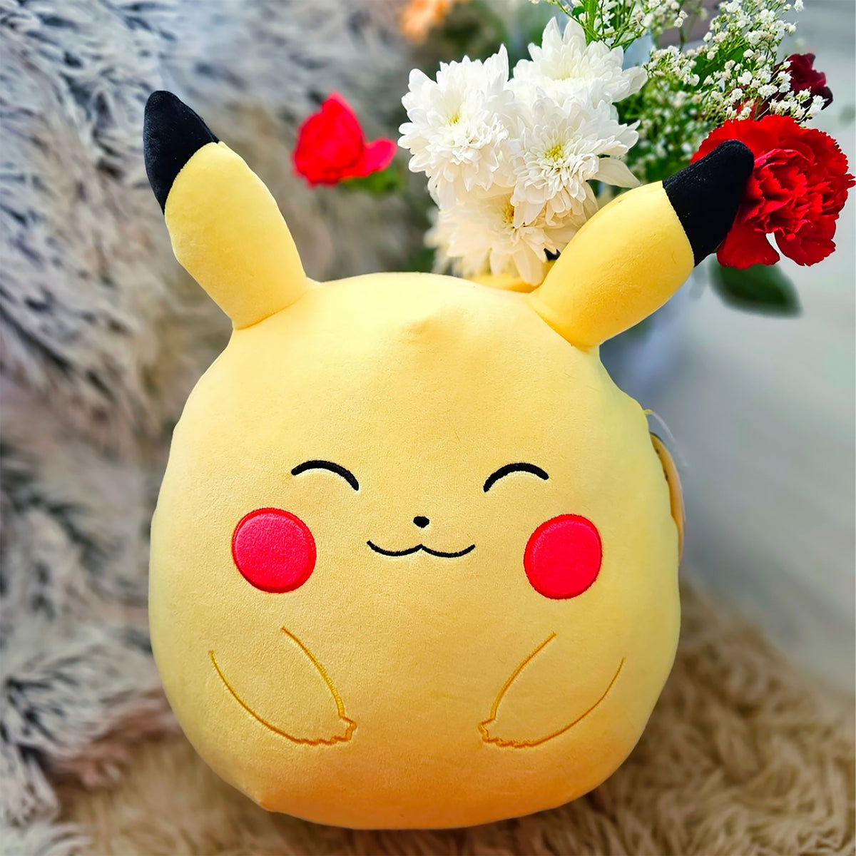 Produktbild Pikachu Squishmallows Gosedjursfigur 25 cm - Pokémon
