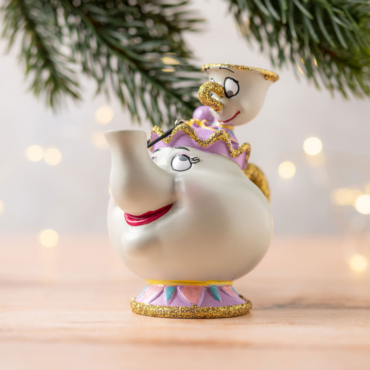 Produktbild Skönheten och odjuret - Mrs. Potts och Chip julgranshänge