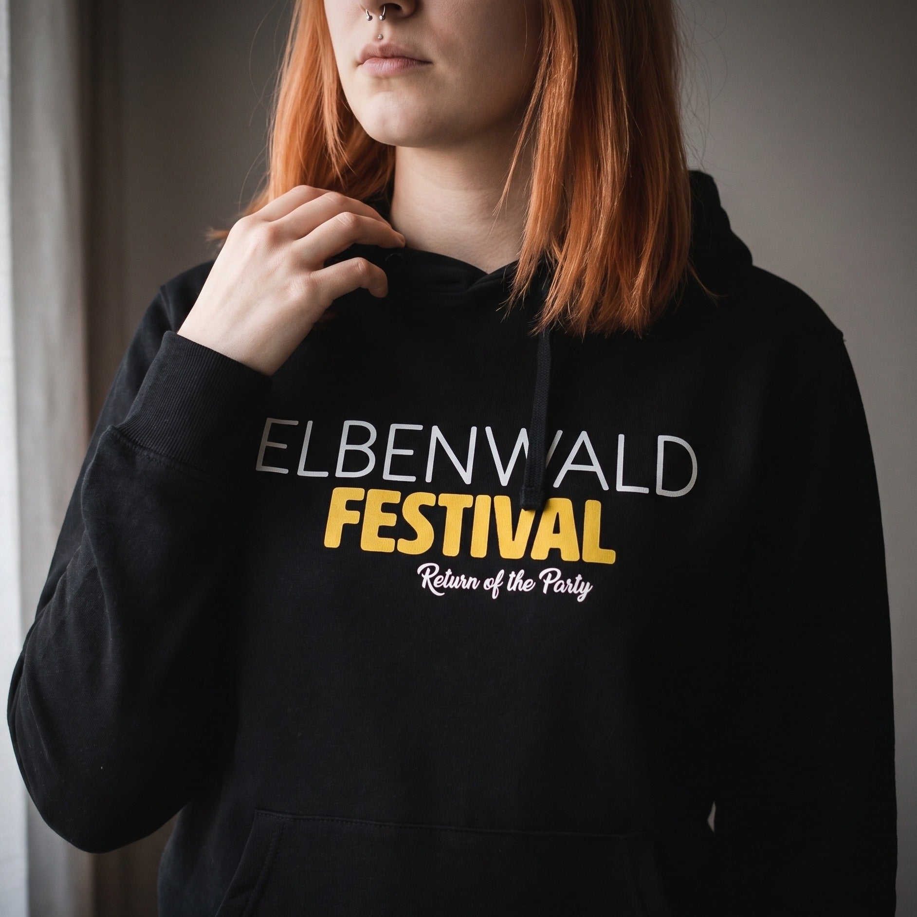 Produktbild Elbenwald Festival - Return of the Party Hoodie svart