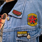 Produktbild Stranger Things - Friends Pins 3-pack