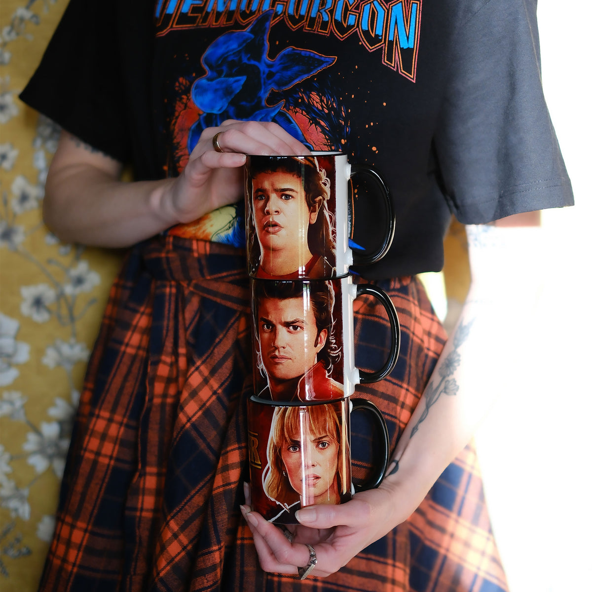 Produktbild Dustin Mugg - Stranger Things Final Season