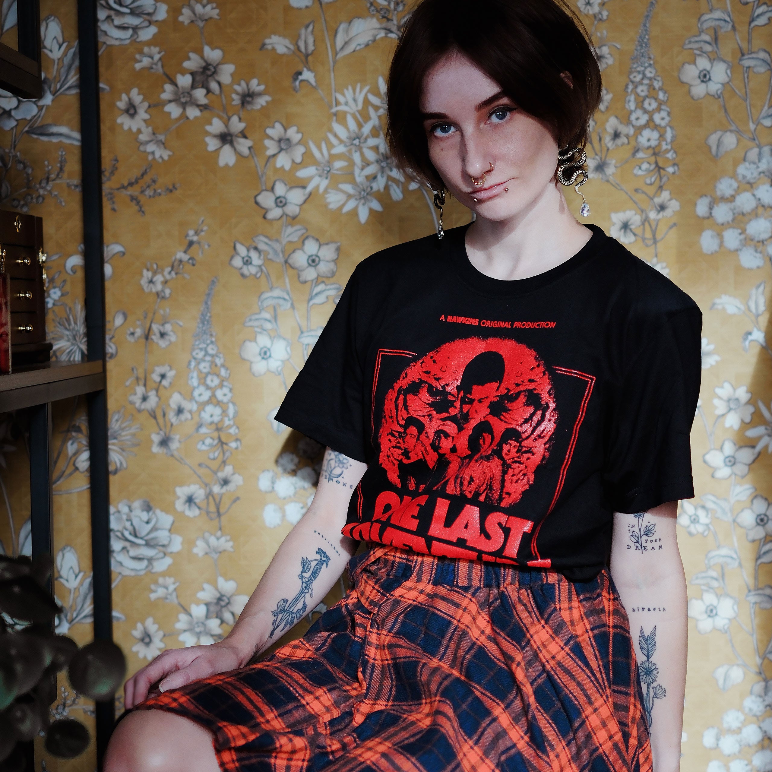 Produktbild Stranger Things - One Last Adventure T-shirt