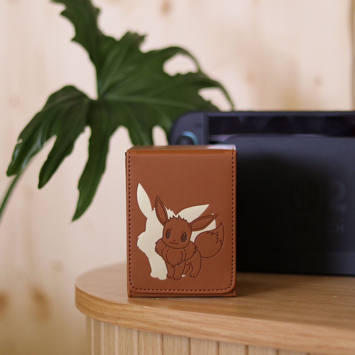 Produktbild Pokémon - Ultra Pro: Eevee Alcove Flip kortlåda för 100 samlarkort
