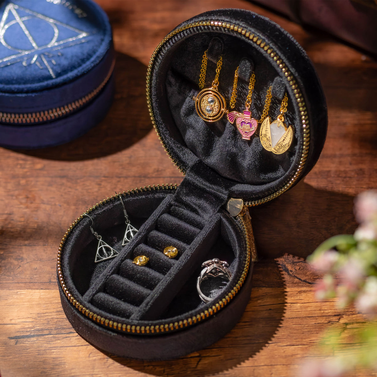 Produktbild Harry Potter - Gyllene Kvicken plysch smyckesask