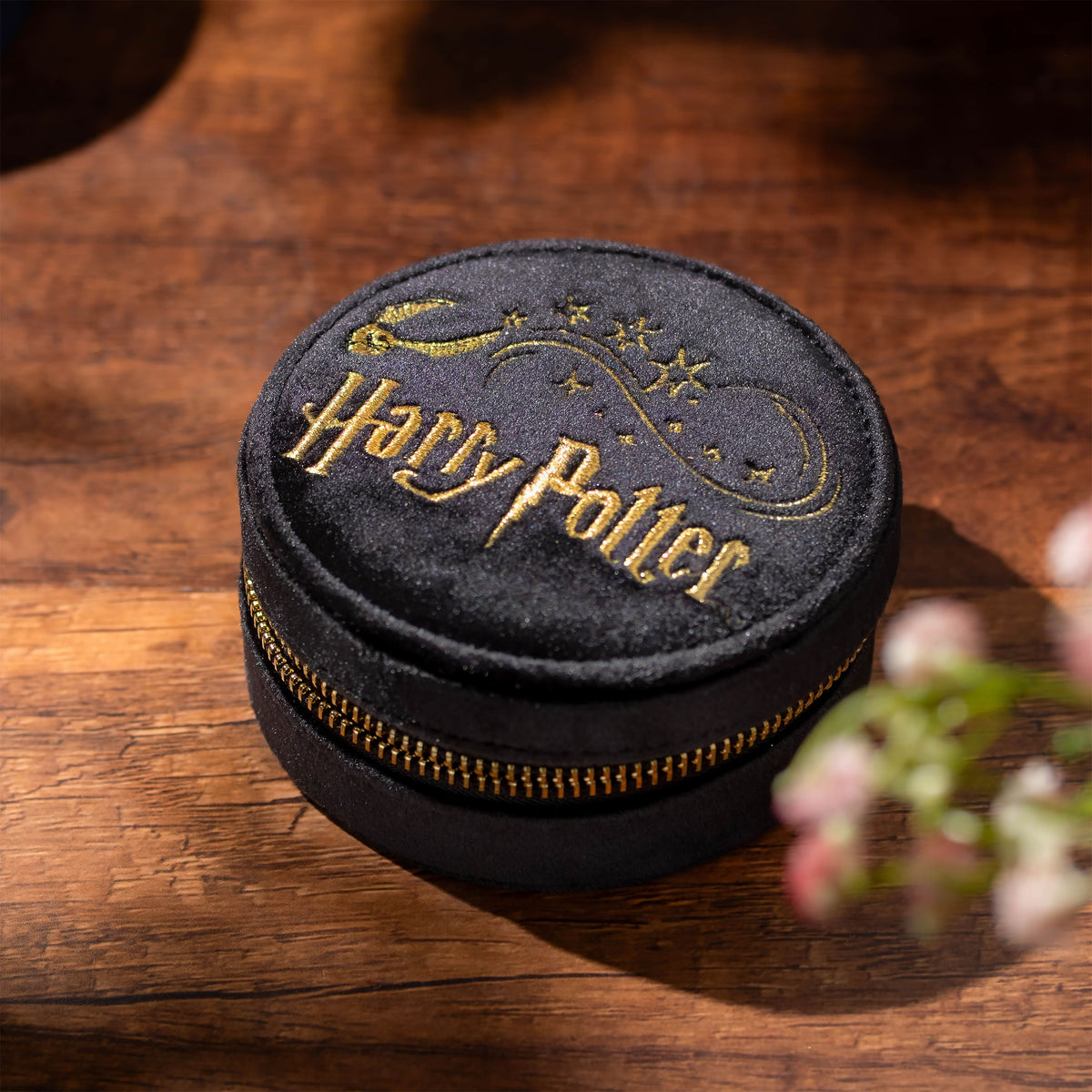 Produktbild Harry Potter - Gyllene Kvicken plysch smyckesask