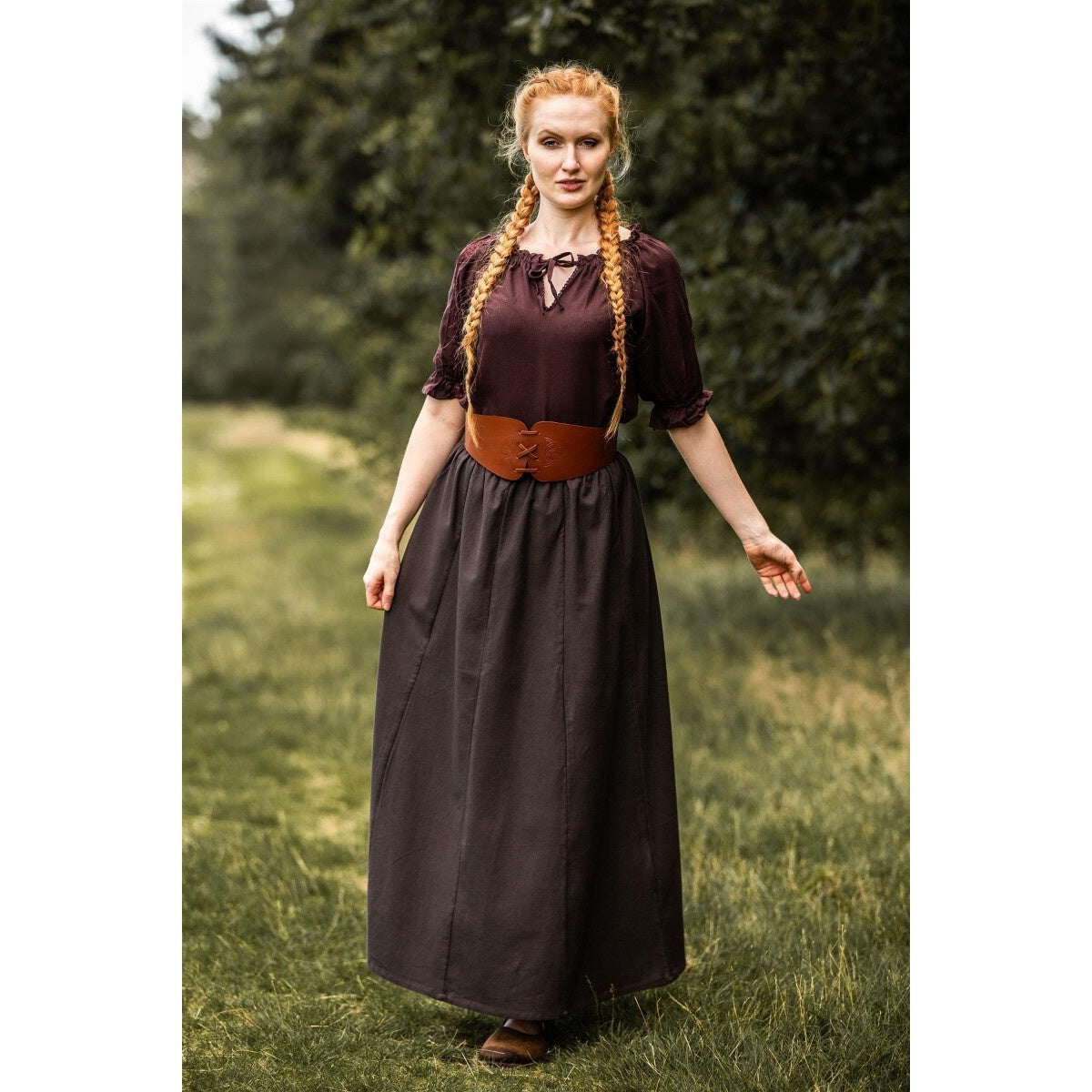 Produktbild Medeltida kortärmad blus Sandra mörkbrun
