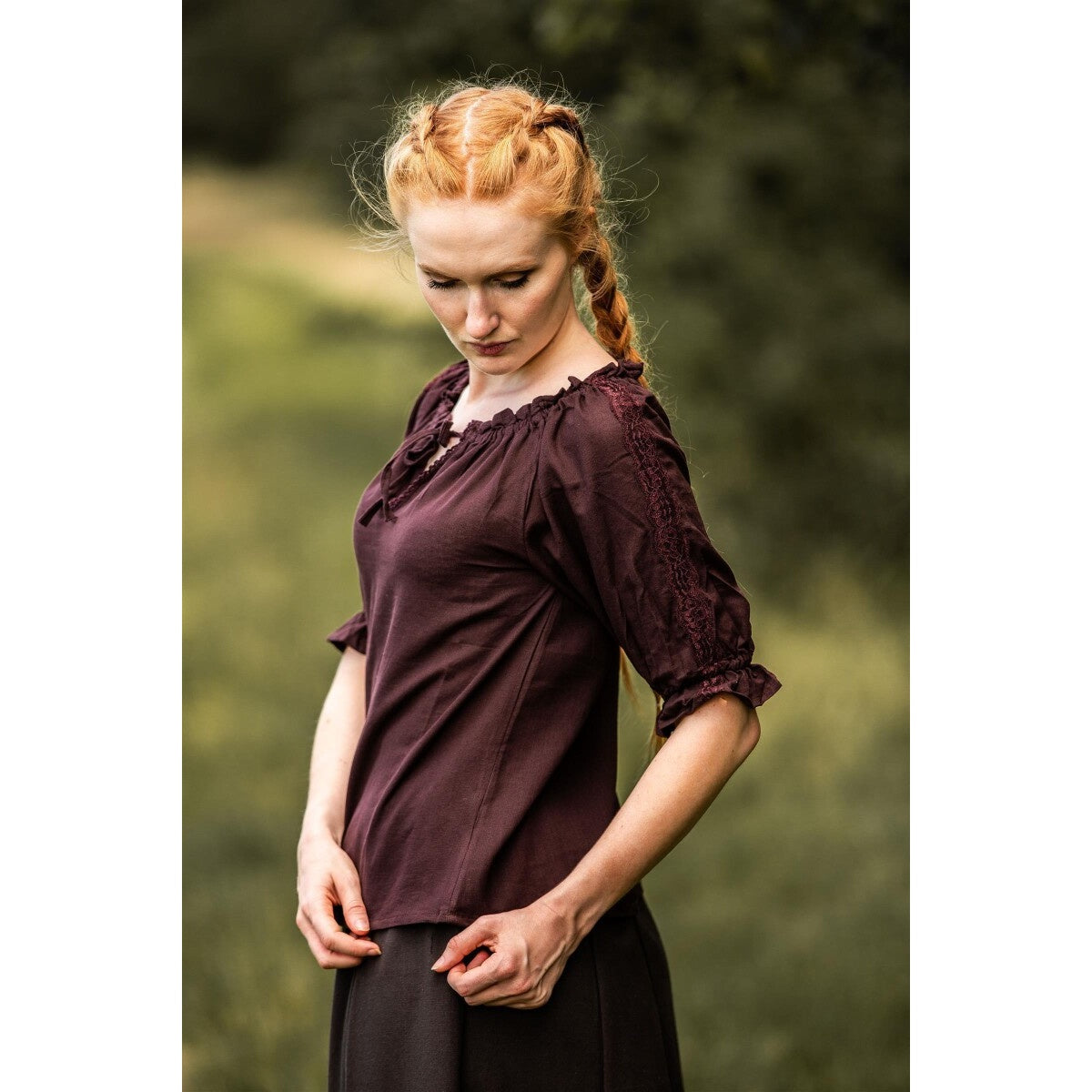 Produktbild Medeltida kortärmad blus Sandra mörkbrun