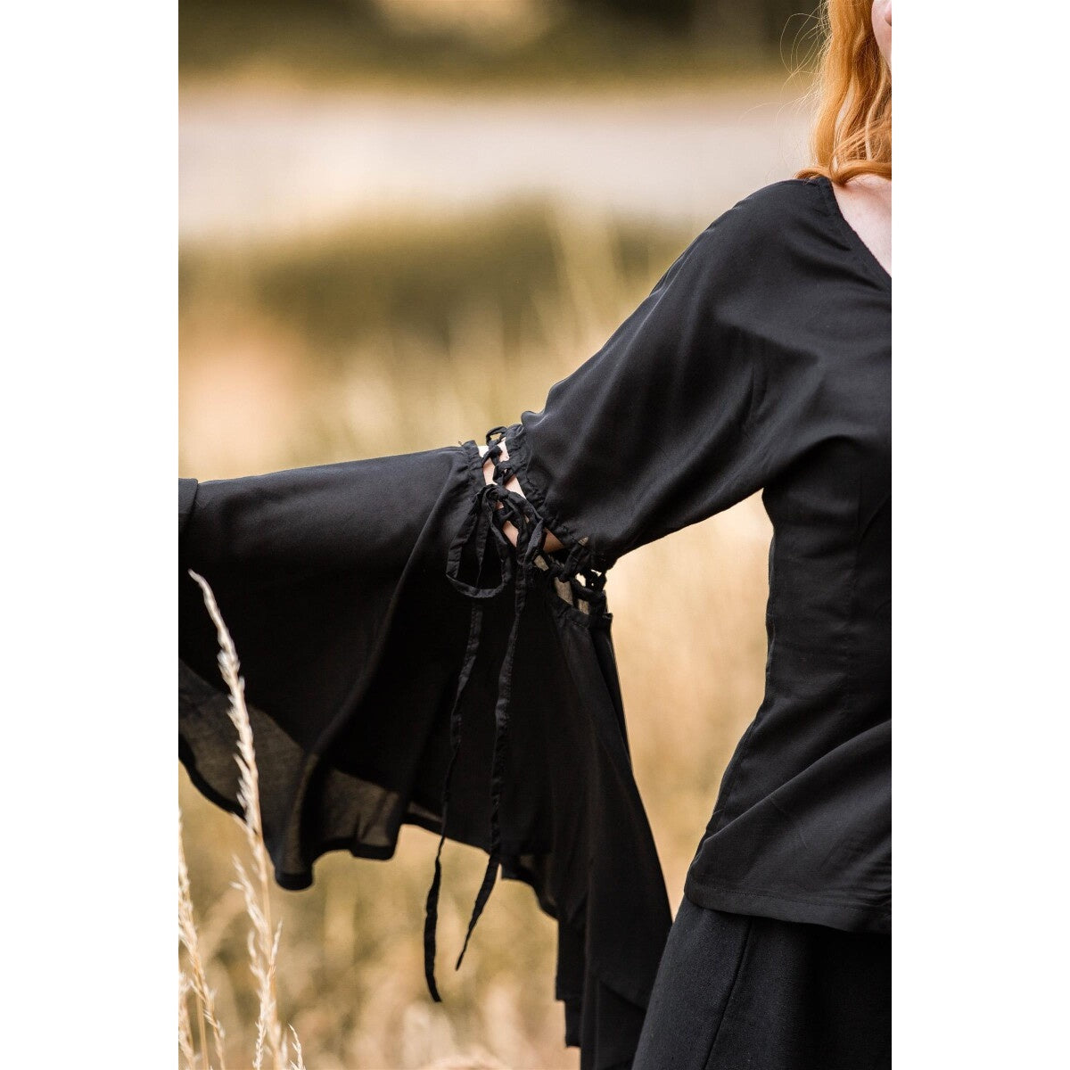 Produktbild Medeltida blus Carmen svart