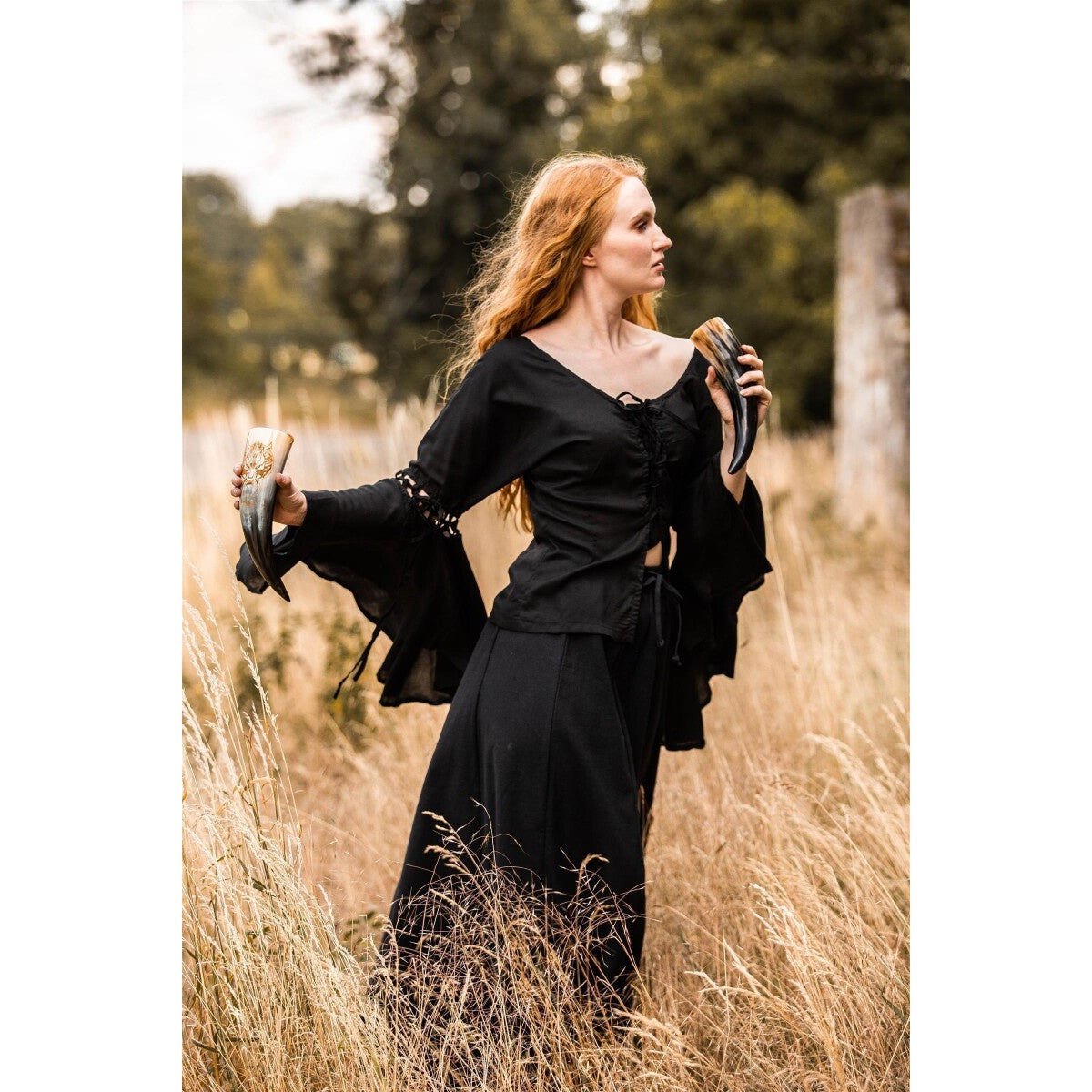 Produktbild Medeltida blus Carmen svart
