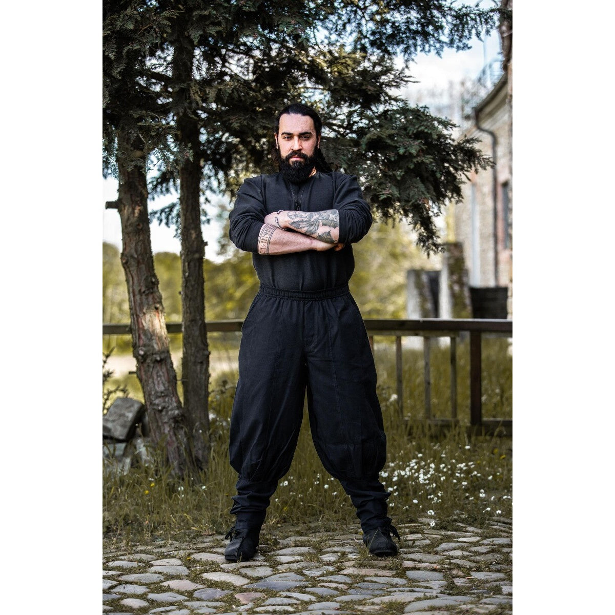 Produktbild Medeltida byxor Tiago med bensnörning svart