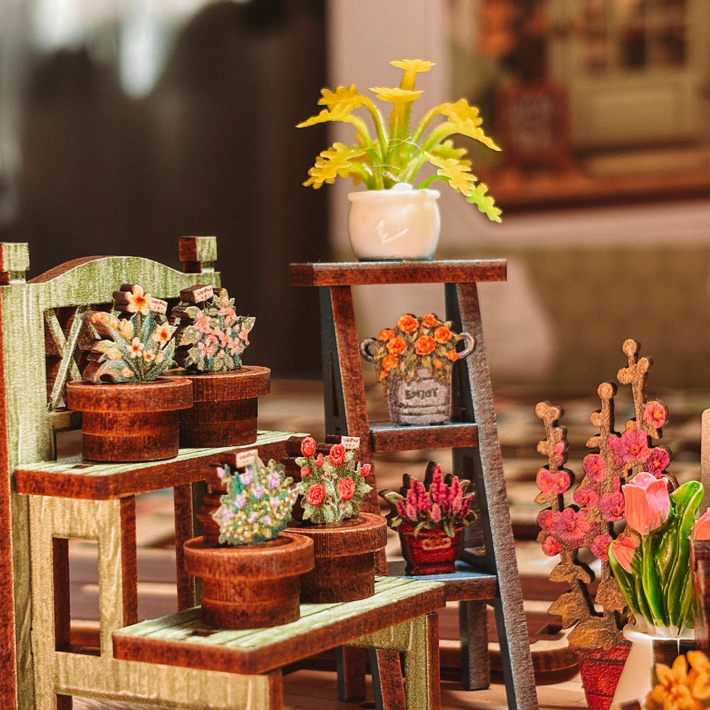 Produktbild CuteBee - Champs-Élysées Florist miniatyrhus Book Nook byggsats