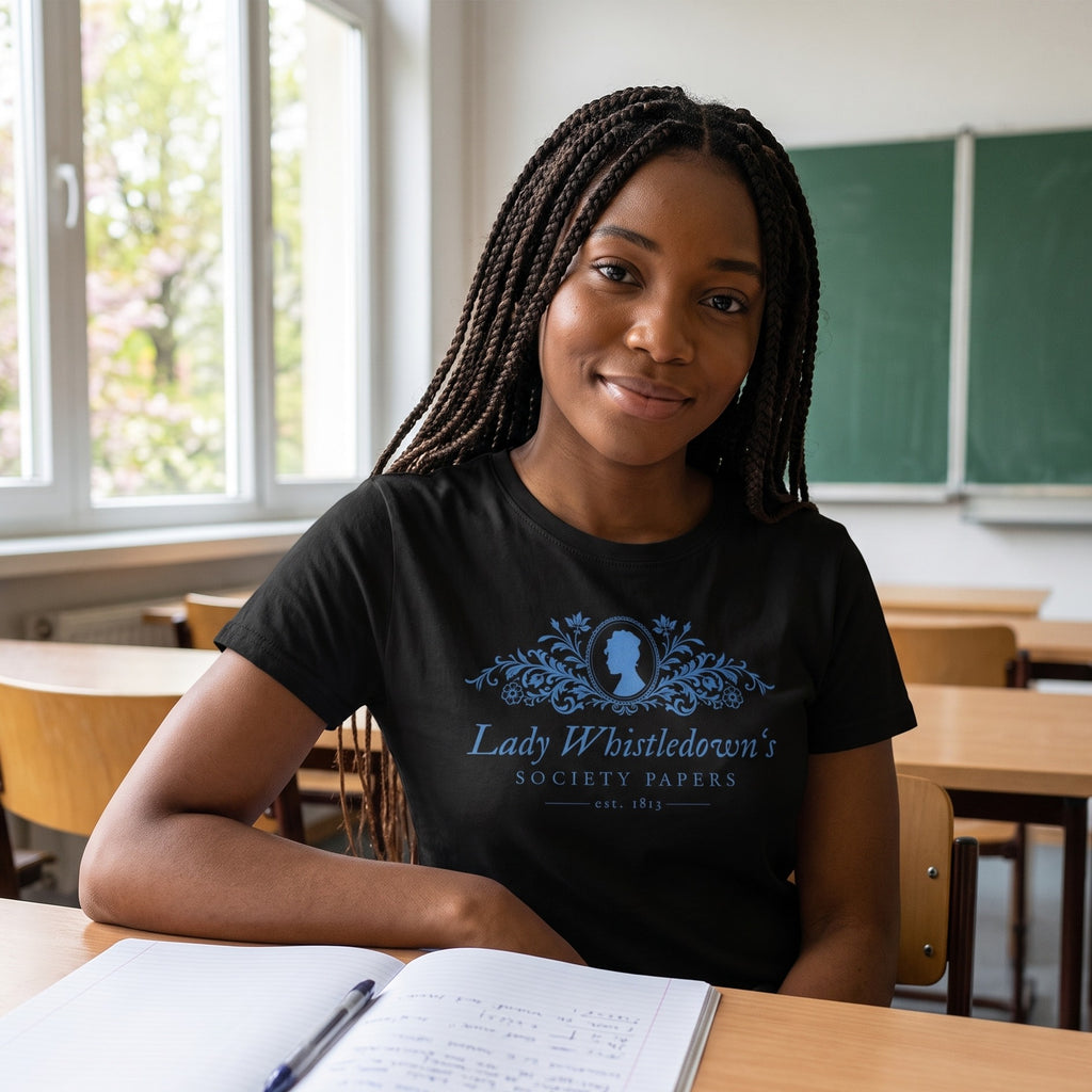 Produktbild Society Papers T-shirt svart för Bridgerton-fans
