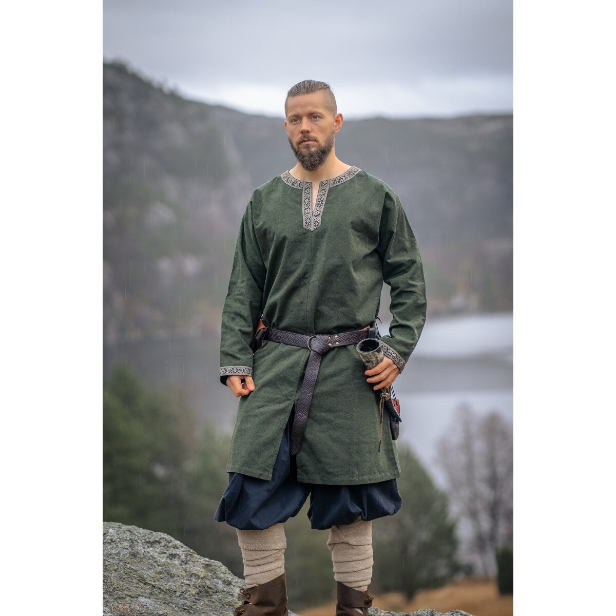Produktbild Medeltida vikingatunika Aegir grön
