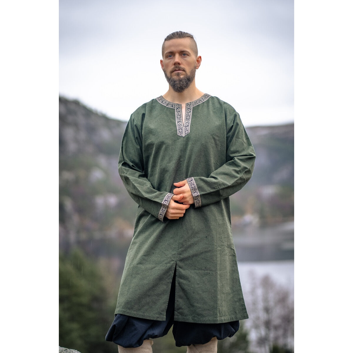 Produktbild Medeltida vikingatunika Aegir grön