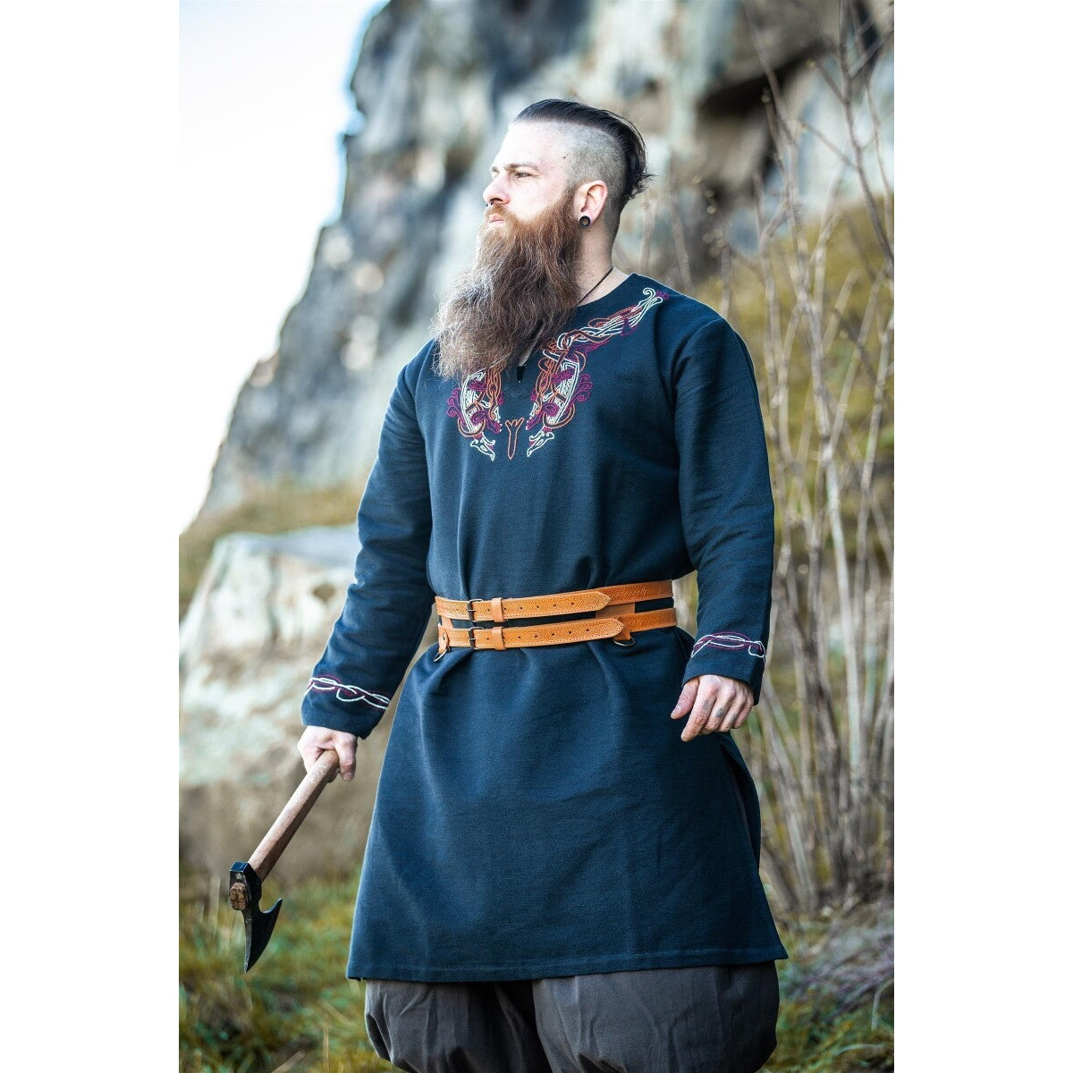 Produktbild Medeltida vikingatunika Snorri svart-röd