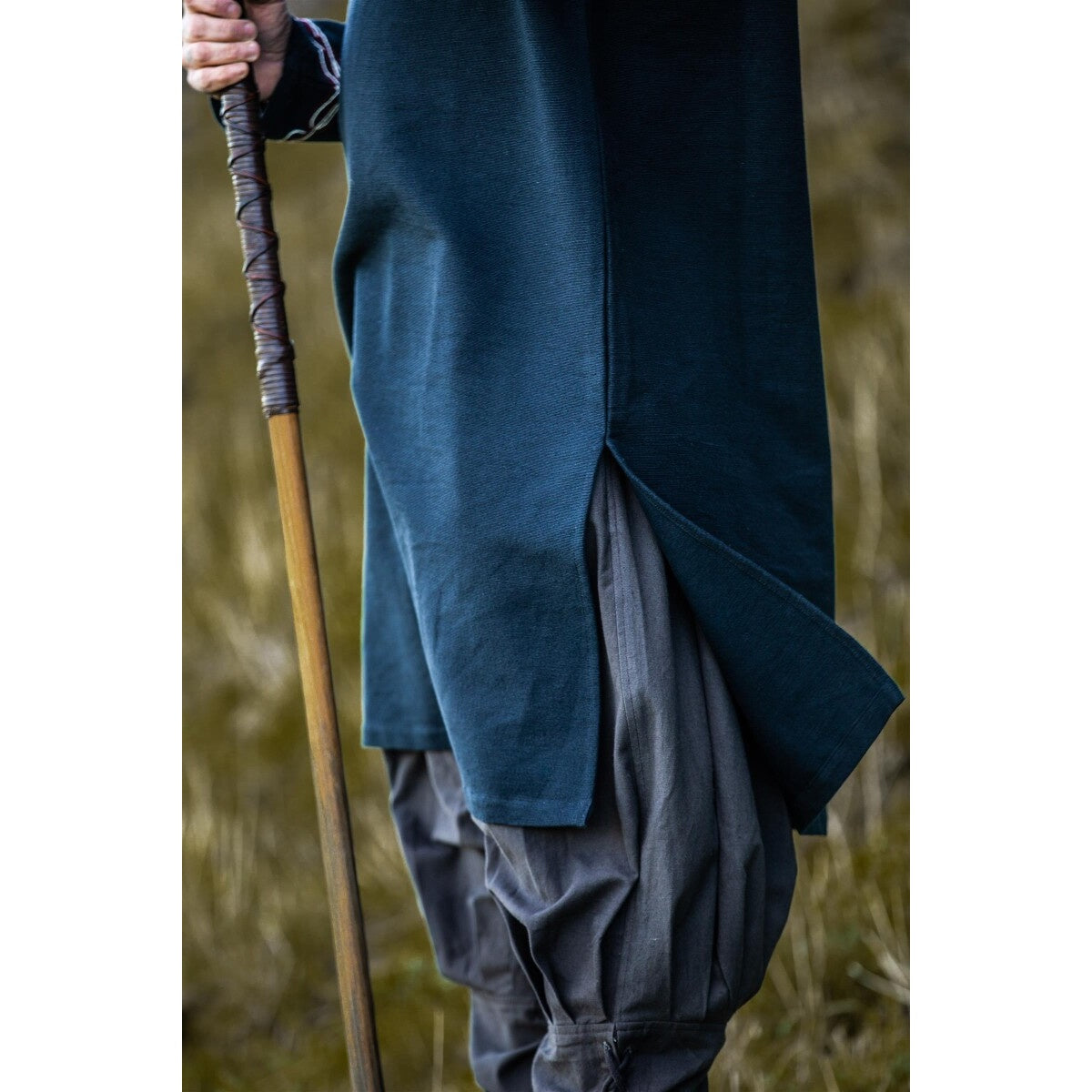 Produktbild Medeltida vikingatunika Snorri svart-röd