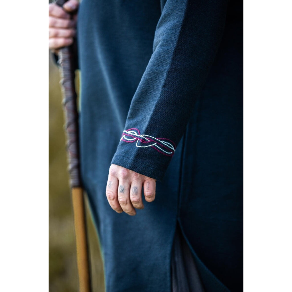 Produktbild Medeltida vikingatunika Snorri svart-röd