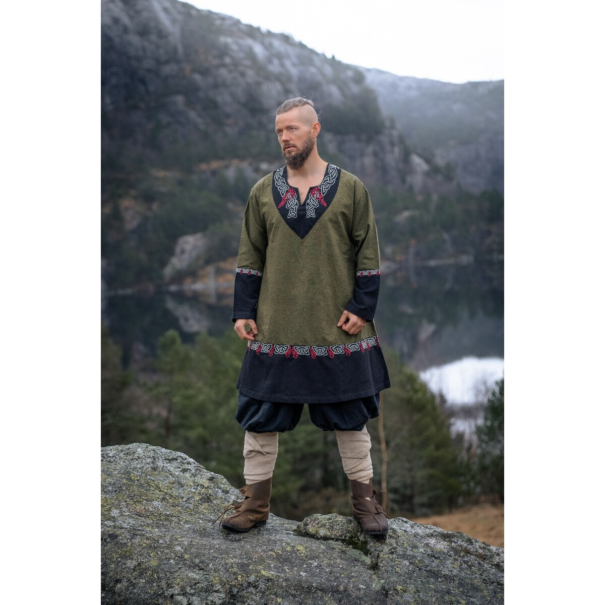 Produktbild Medeltida vikingatunika Freydis oliv