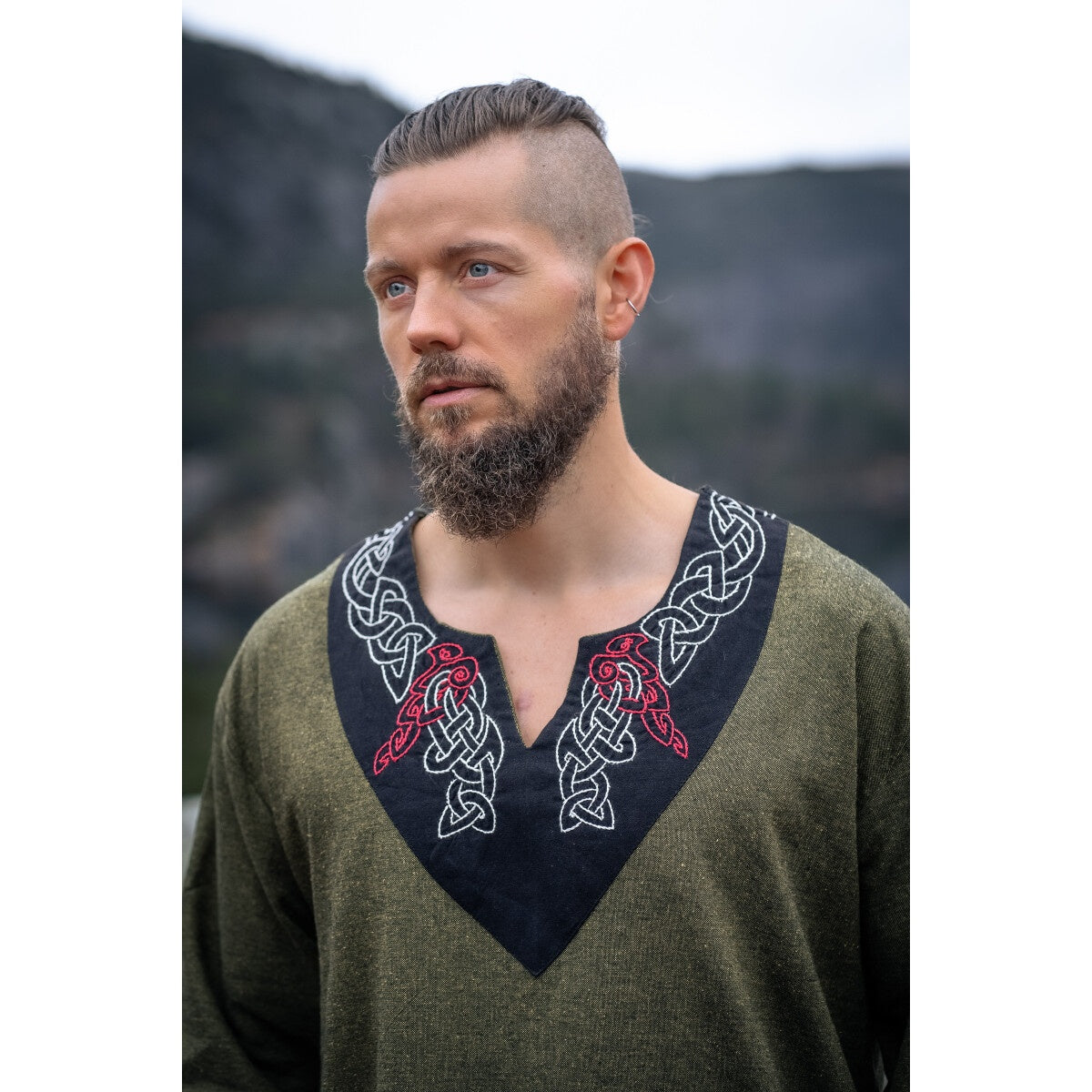 Produktbild Medeltida vikingatunika Freydis oliv