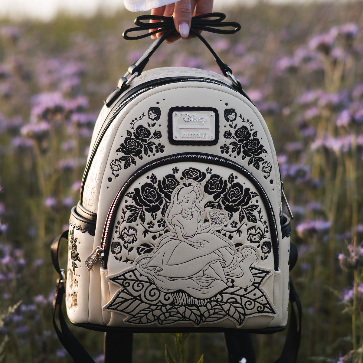 Produktbild Alice i Underlandet - Blommig mini-ryggsäck